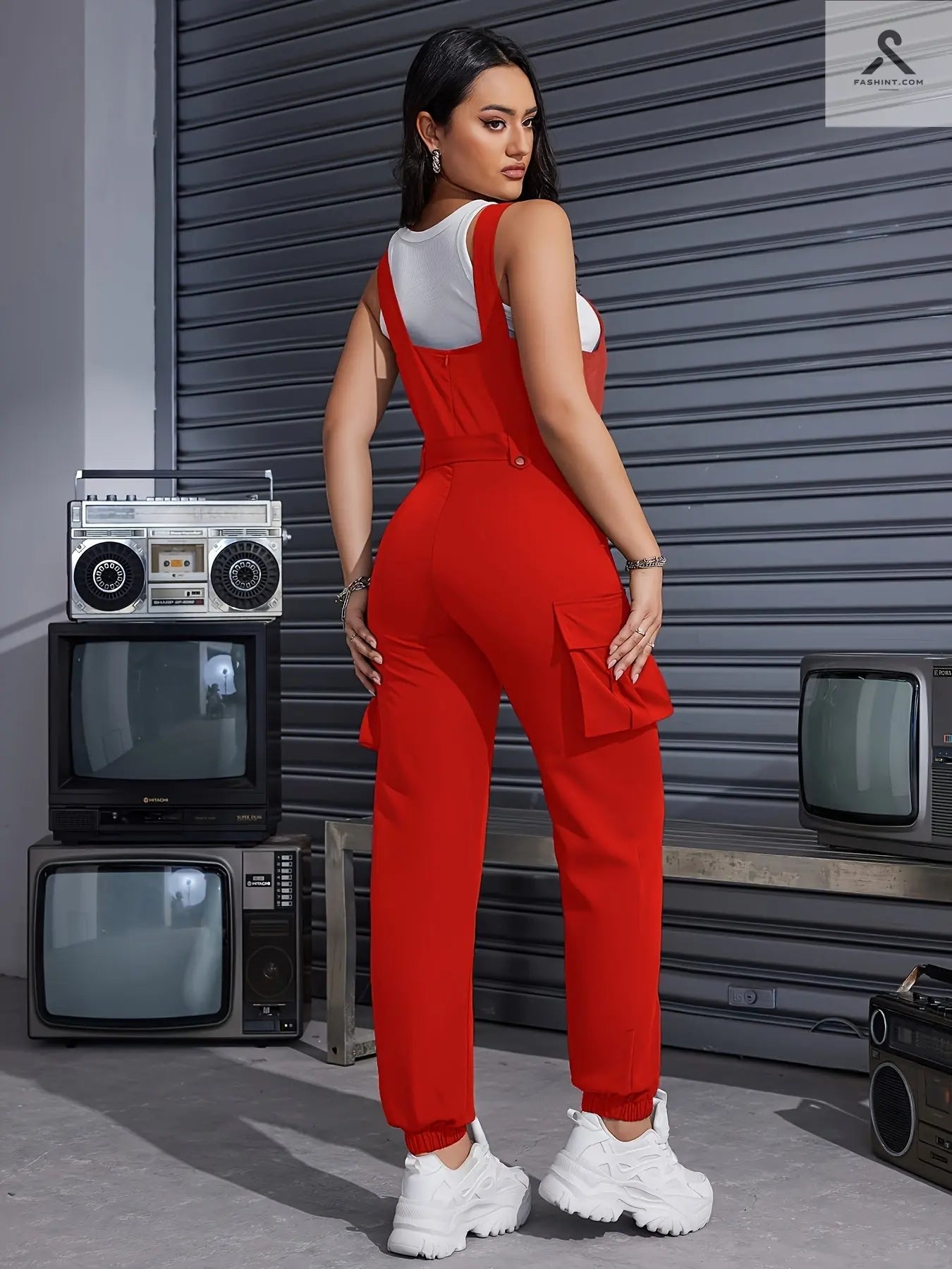 جسم نسائي من بوليستر 100 بالمئة بتصميم عصري Fashint