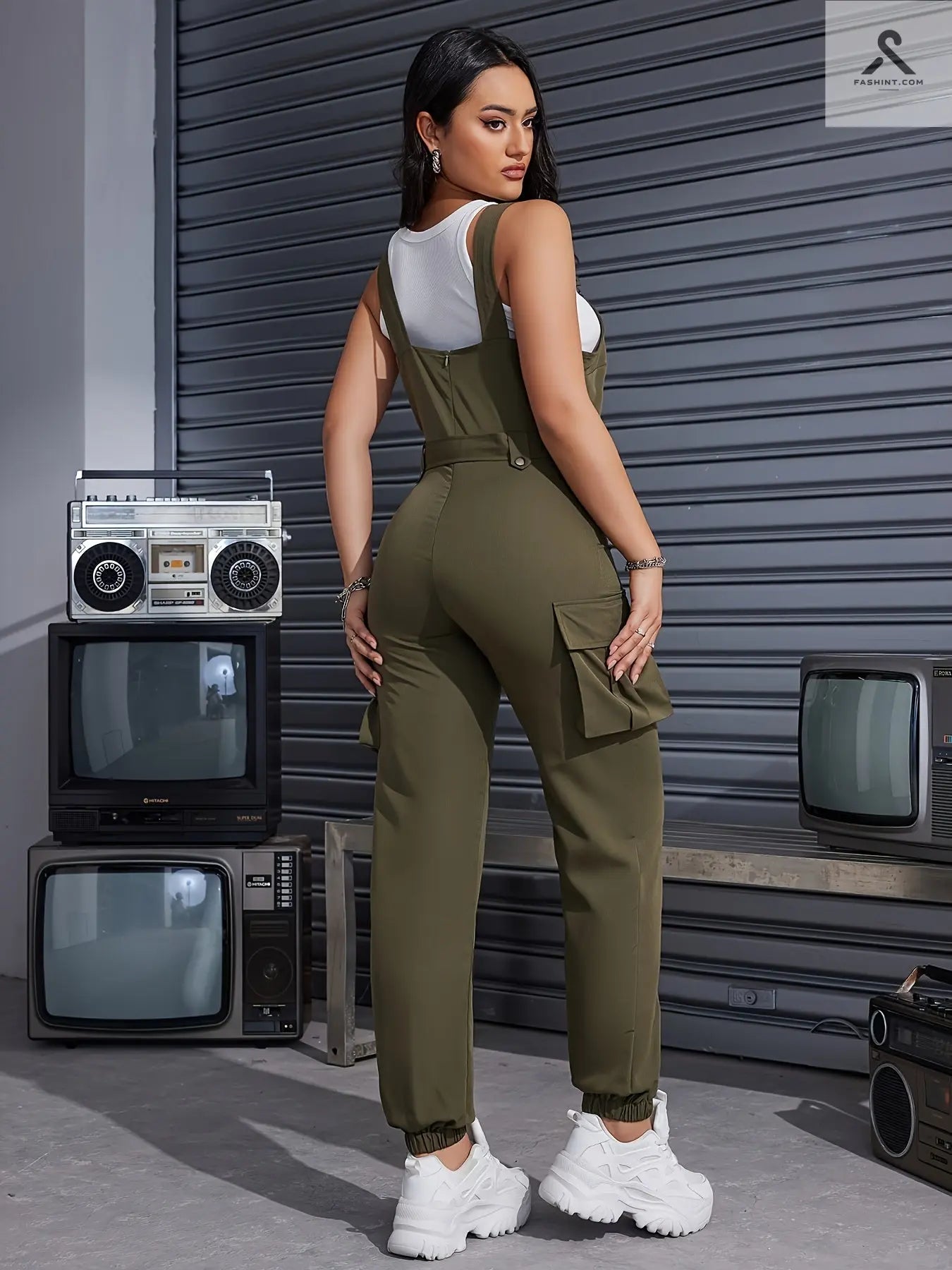 جسم نسائي من بوليستر 100 بالمئة بتصميم عصري Fashint