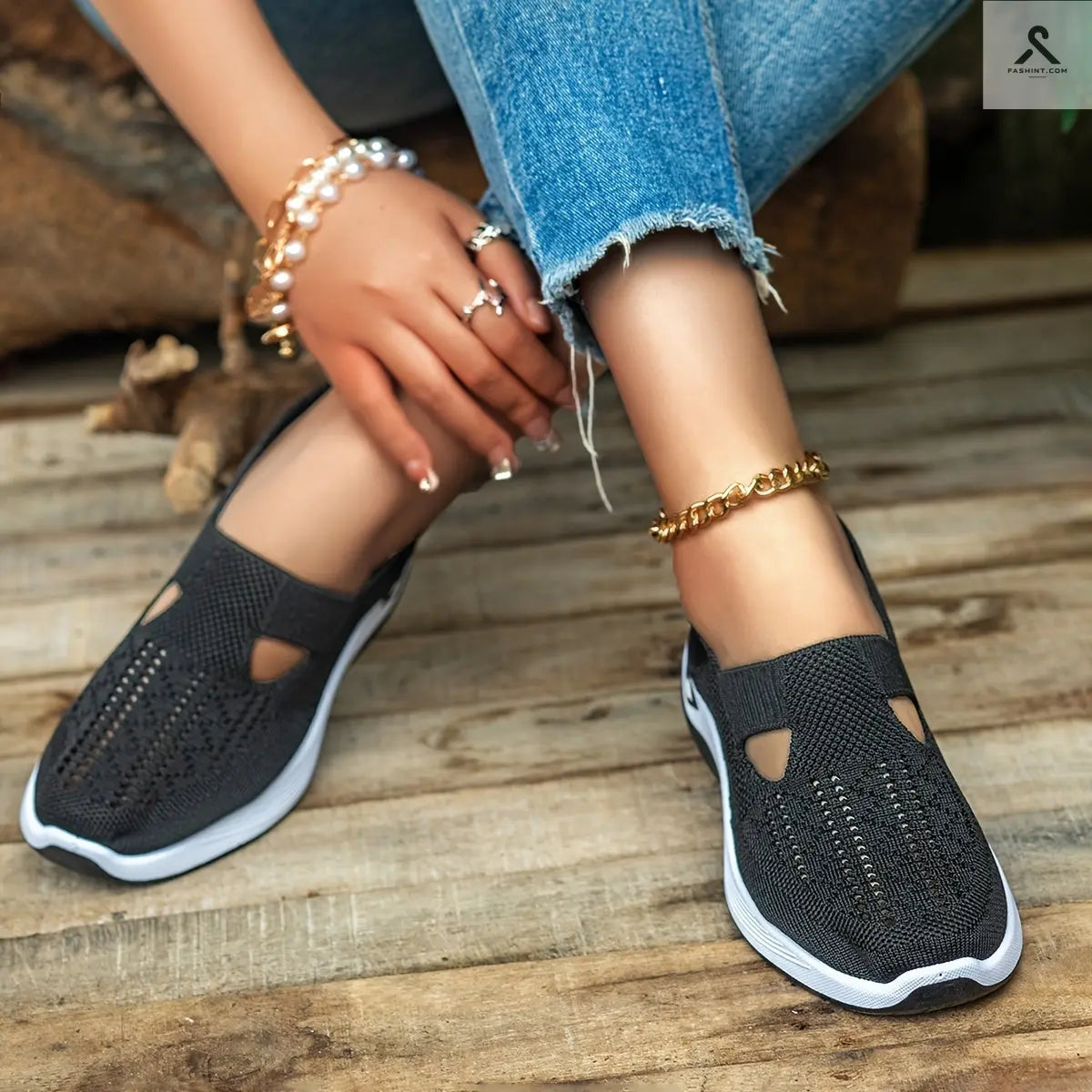 احذية نسائية مريحة ذات تصميم شبكي لسهرة صيف 2023 Fashint