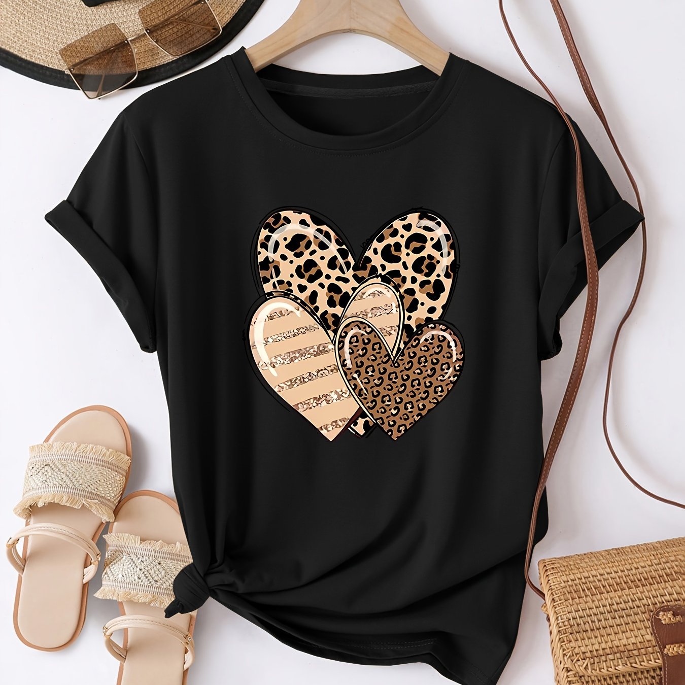 تي شيرت كاجوال بطبعة قلب للنساء Fashint