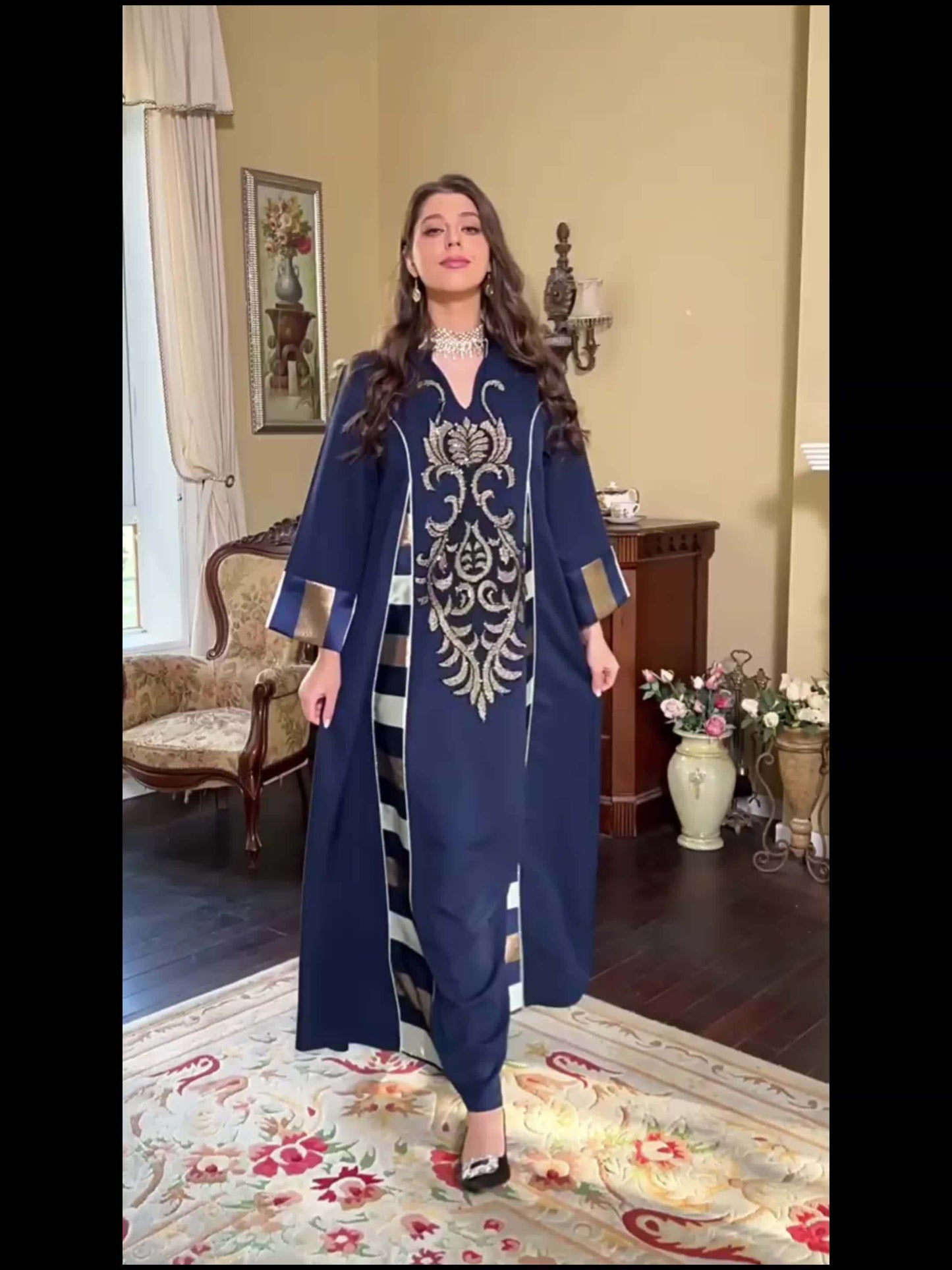 فستان كفتان طويل بأكمام طويلة مزخرف بنقوش زهور بحرية نابضة Fashint