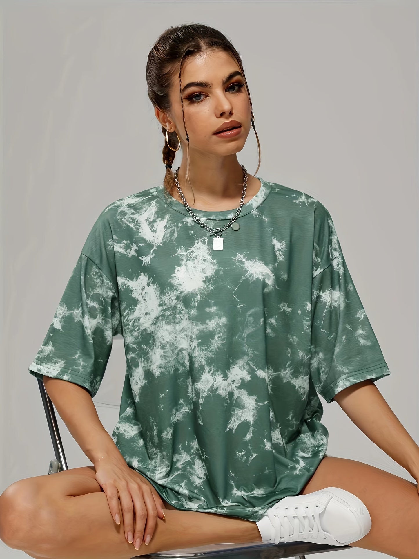 تي شيرت رياضي كاجوال بتصميم تاي داي Fashint
