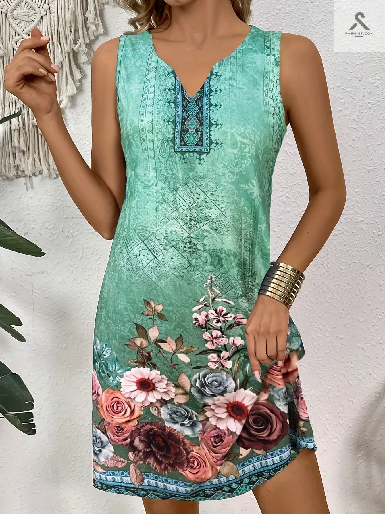 فستان مزخرف بزهور مع عنق مقطوع ملابس نسائية Fashint