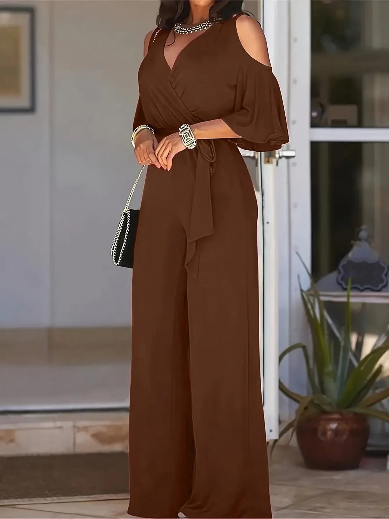بدلة نسائية أنيقة دون حمالات ذات رسمة خالية من النقوش Fashint