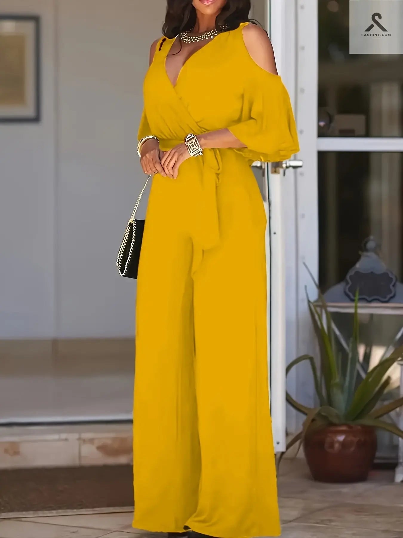 بدلة نسائية أنيقة دون حمالات ذات رسمة خالية من النقوش Fashint