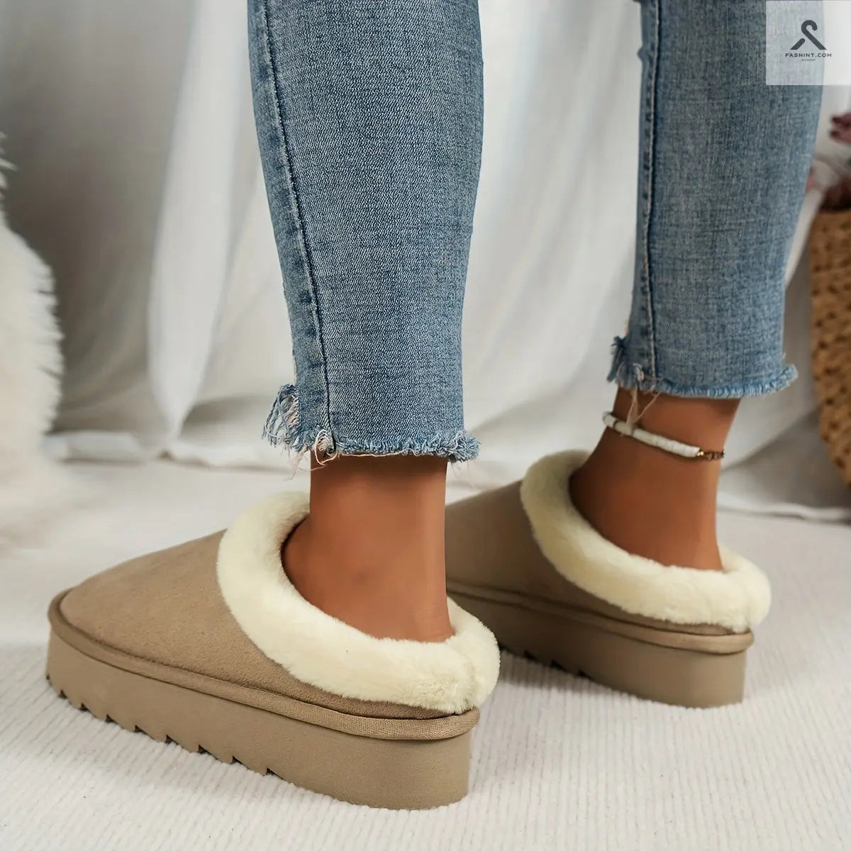 نعال منزلية دافئة بلون موحد Fashint