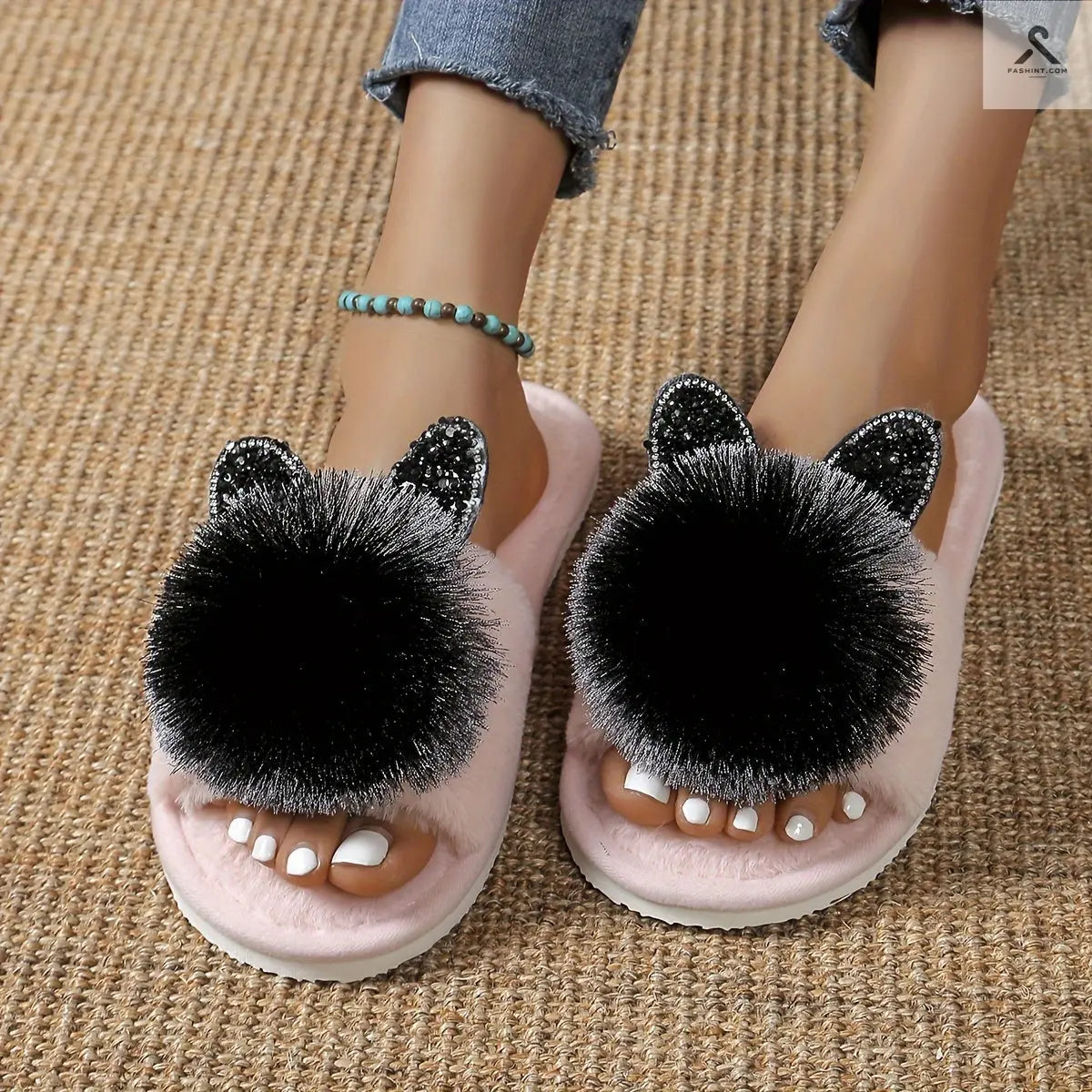 صنادل نسائية كارتونية جميلة وناعمة للمنزل Fashint