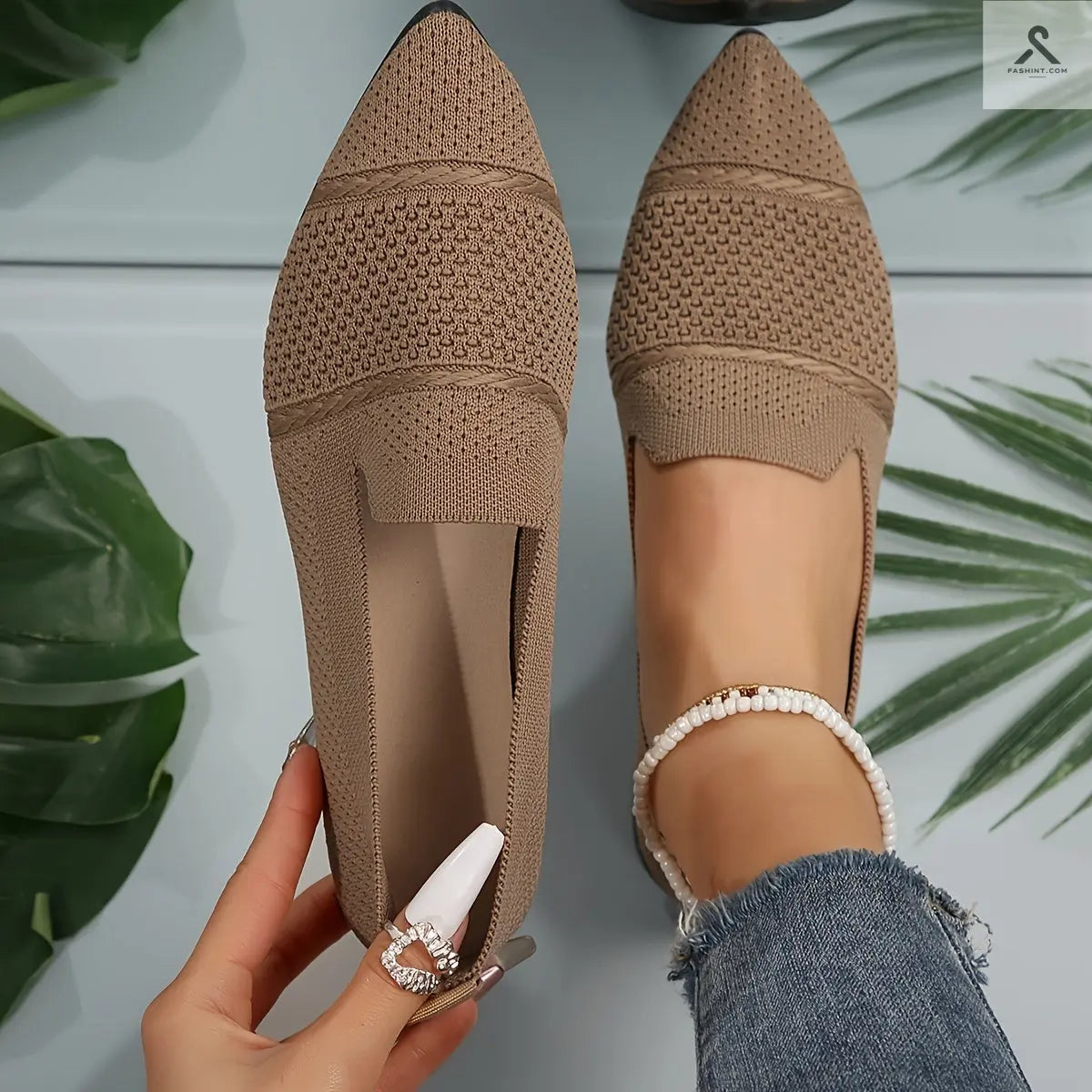 أحذية نسائية مسطحة بألوان صلبة بتصميم بسيط ومريح Fashint
