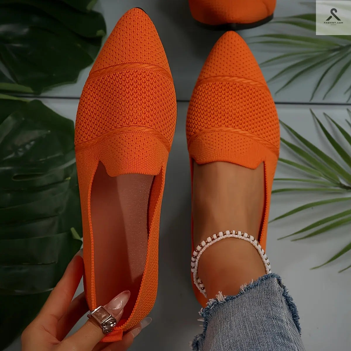 أحذية نسائية مسطحة بألوان صلبة بتصميم بسيط ومريح Fashint