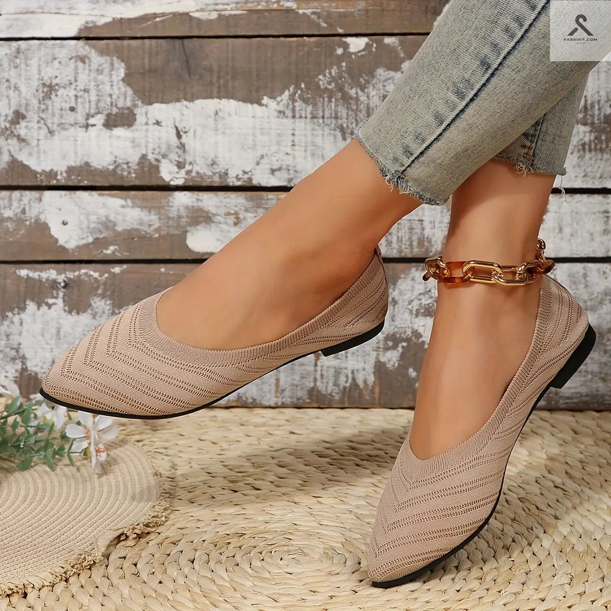 احذية مسطحة بأصابع مدببة للنساء بلون موحد Fashint