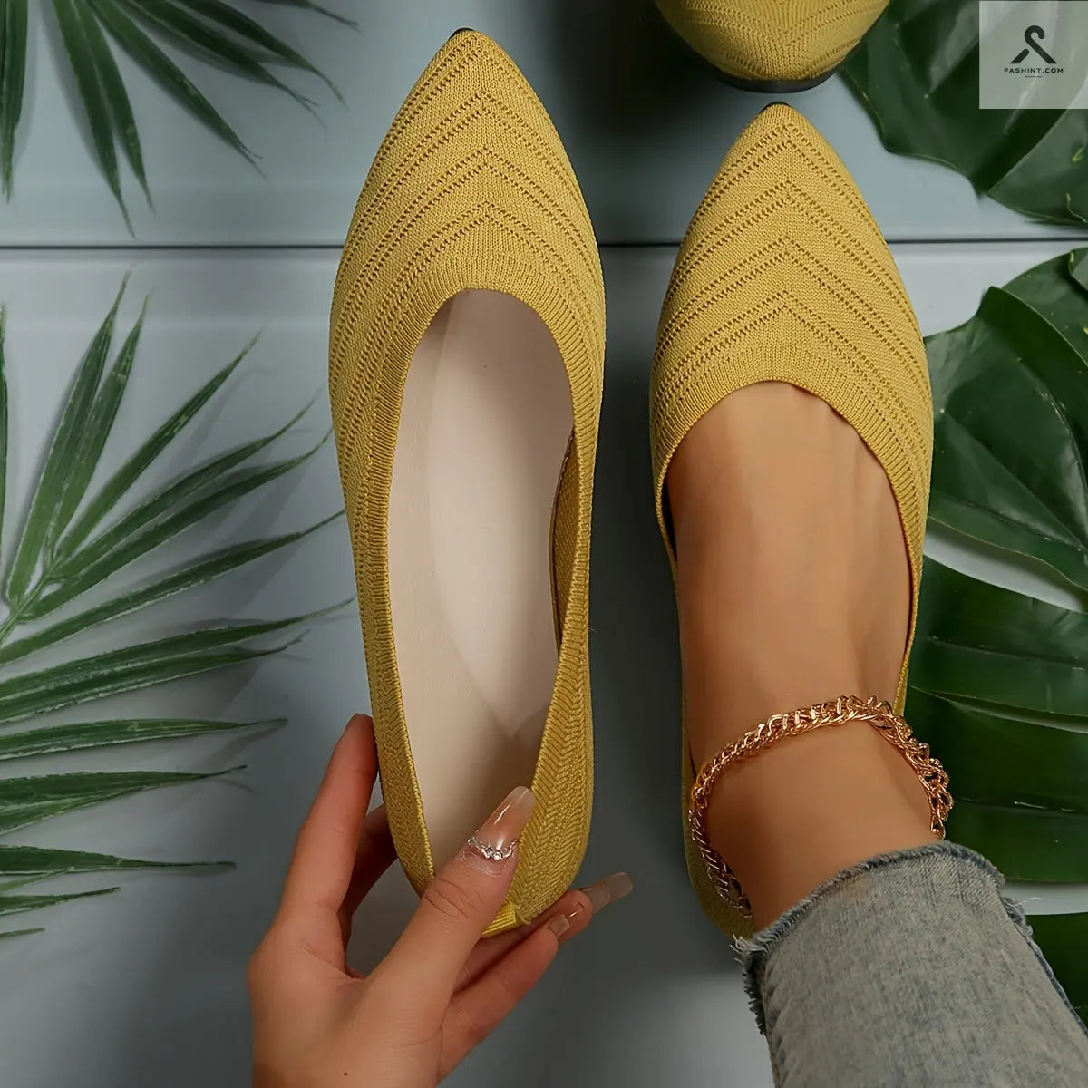 احذية مسطحة بأصابع مدببة للنساء بلون موحد Fashint