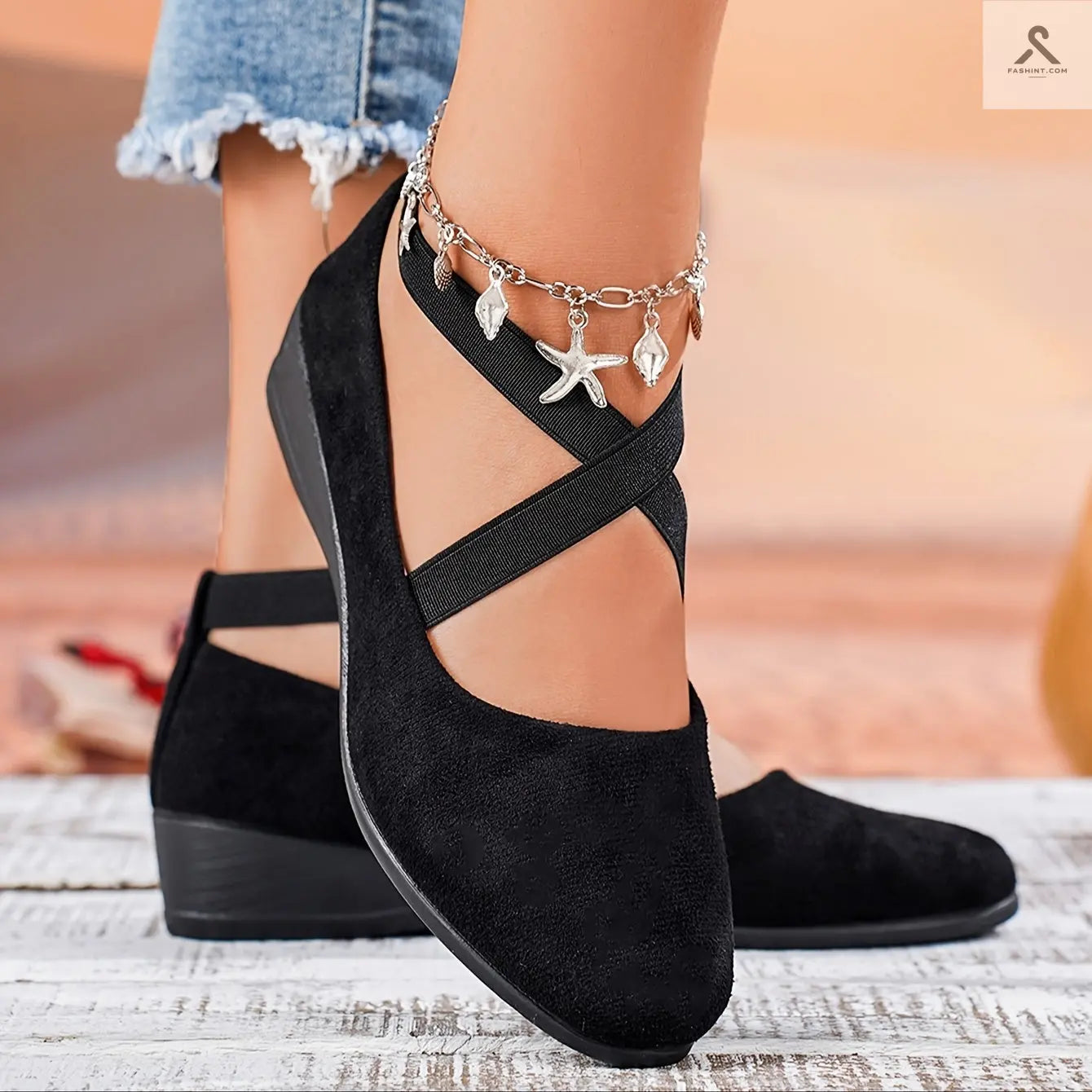 أحذية نسائية مريحة بألوان موحدة بتصميم عصري Fashint
