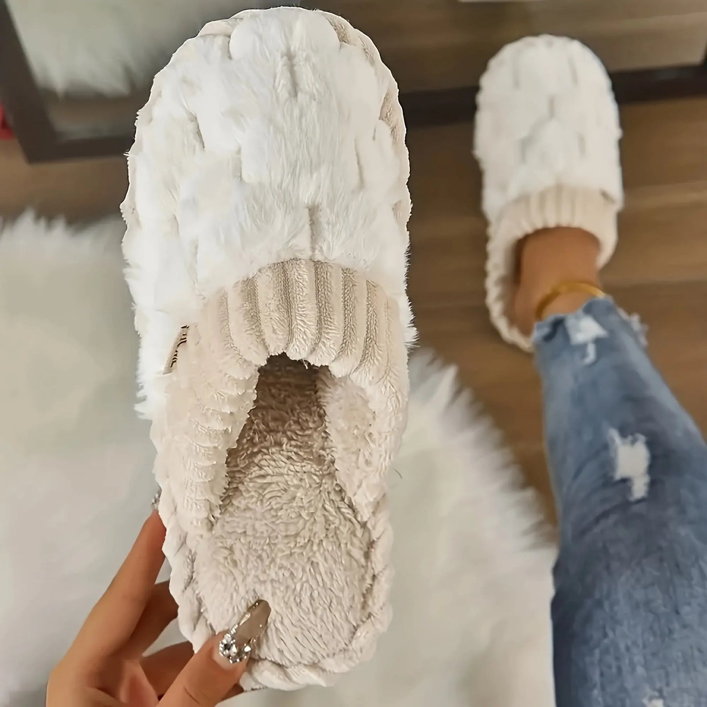 نعال شتاء نسائية مريحة وأنيقة - دافئة وناعمة مع نعل PVC غير قابل للانزلاق Fashint