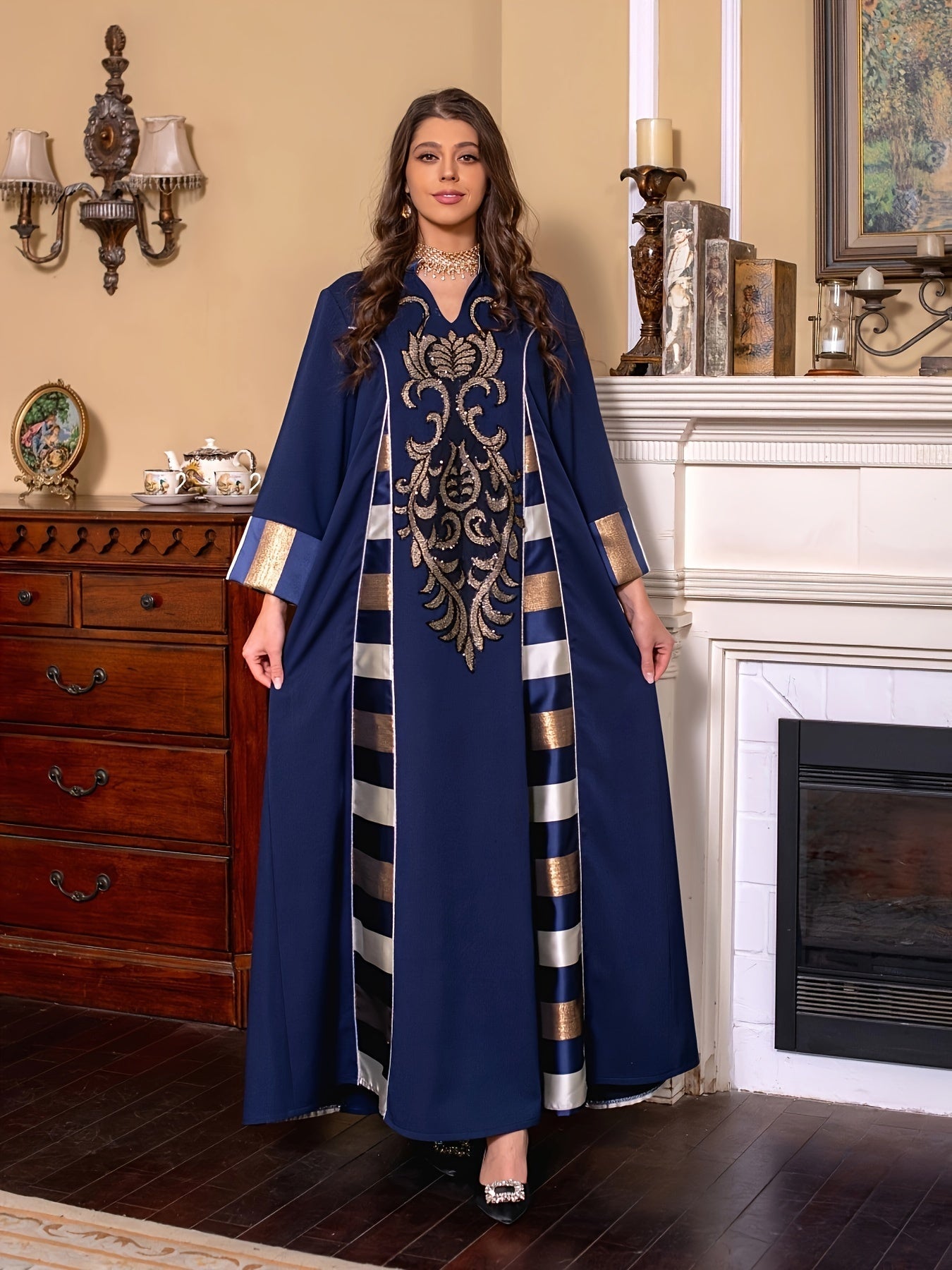 فستان كفتان طويل بأكمام طويلة مزخرف بنقوش زهور بحرية نابضة Fashint