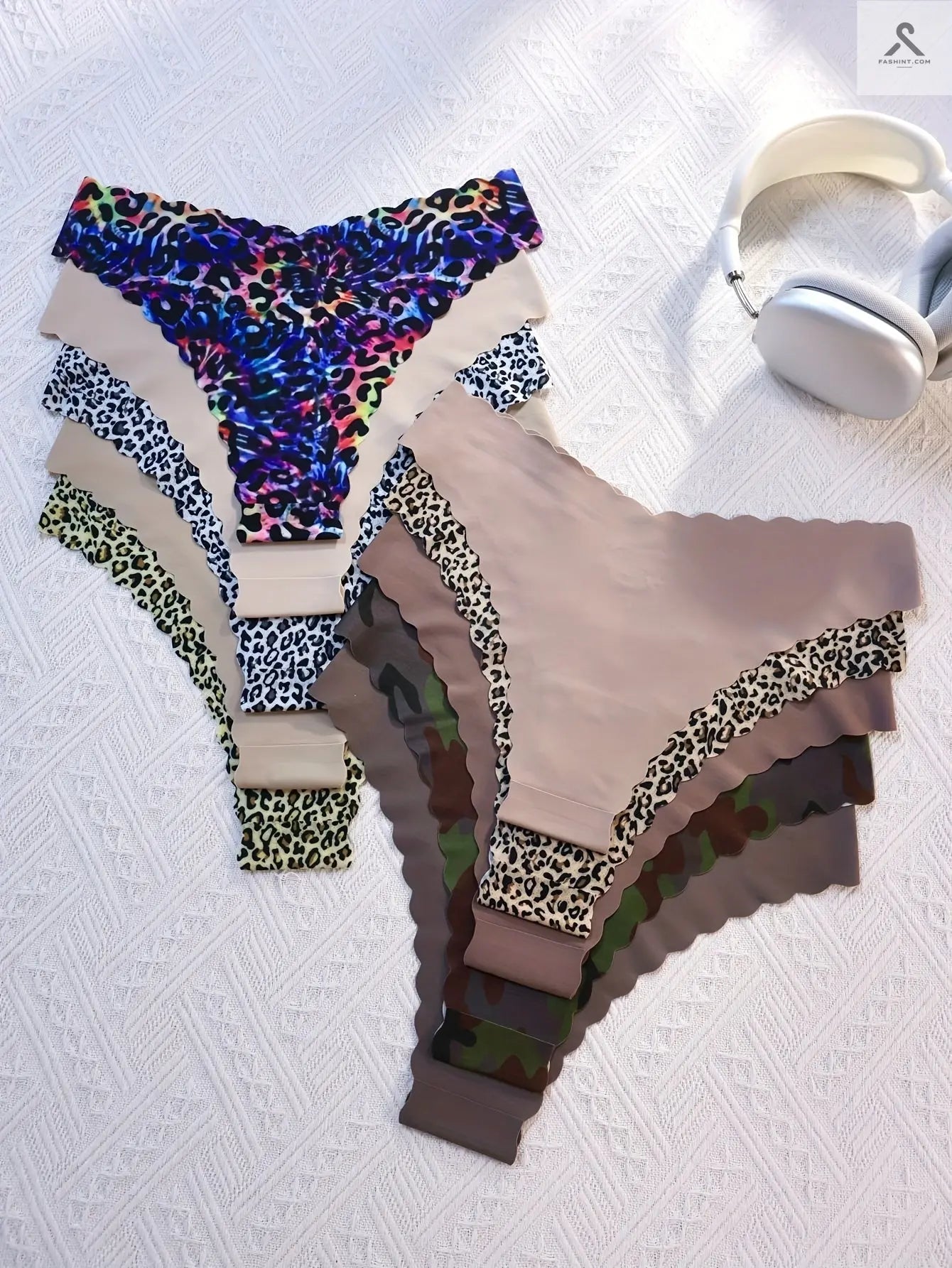 مجموعة من 10 قطع من سراويل النساء بطبعات مميزة Fashint