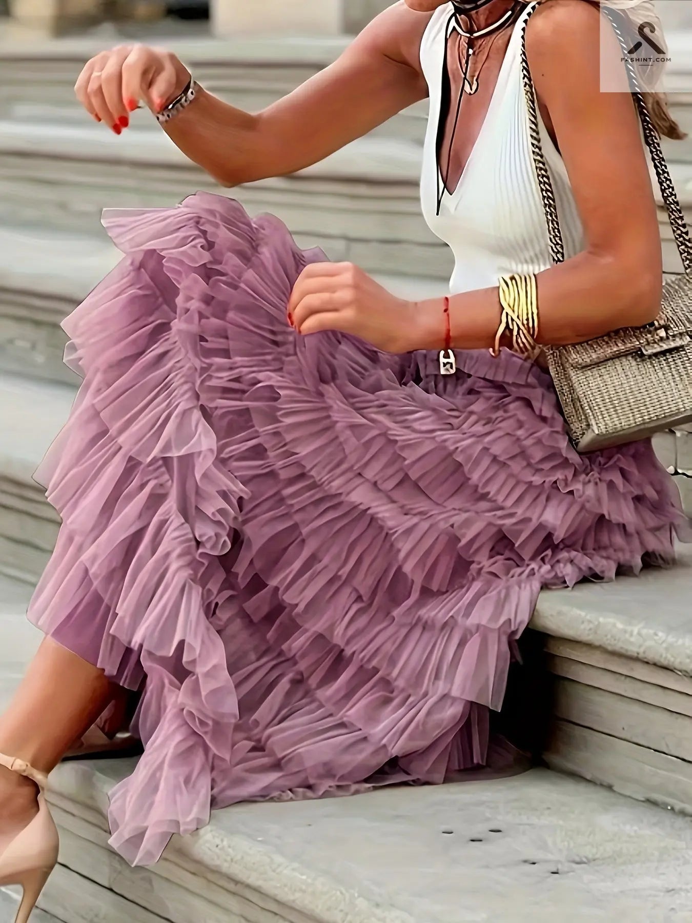تسوق التنورة المميزة بخامة البوليستر عالي الجودة Fashint