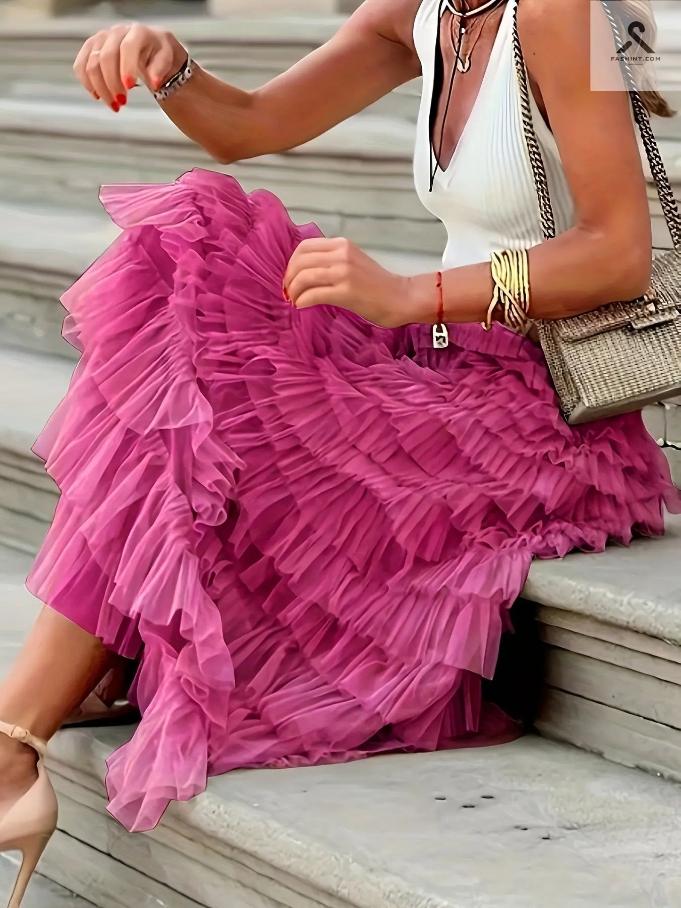 تسوق التنورة المميزة بخامة البوليستر عالي الجودة Fashint