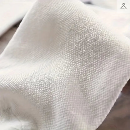 جوارب رياضية أنيقة للنساء بهيكل ناعم وخفيف Fashint