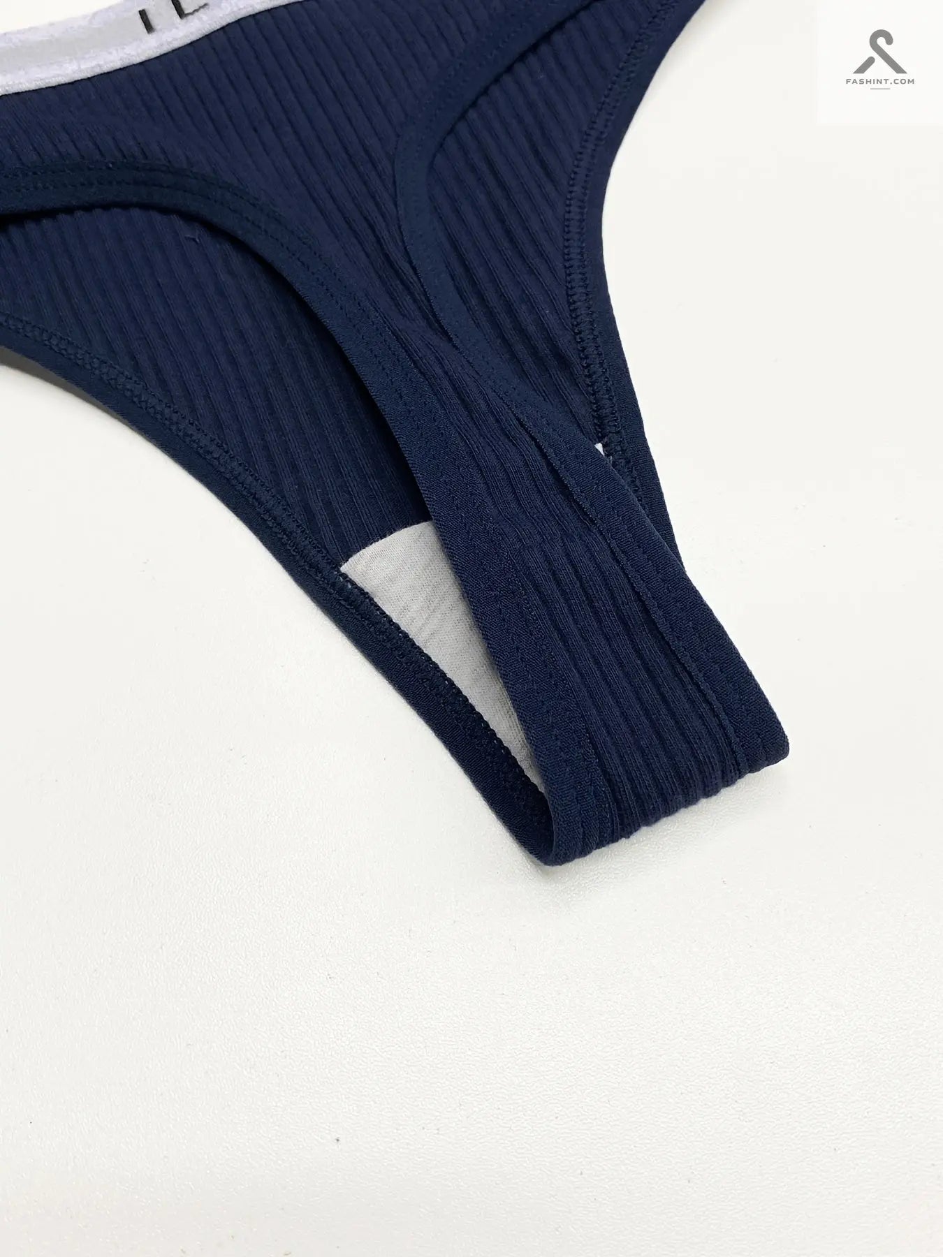 طقم صدر مميز للنساء Fashint