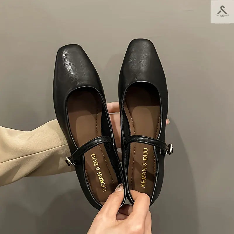 أحذية نسائية مسطحة بألوان صلبة ومقدمة مربعة مع حزام أنيق Fashint