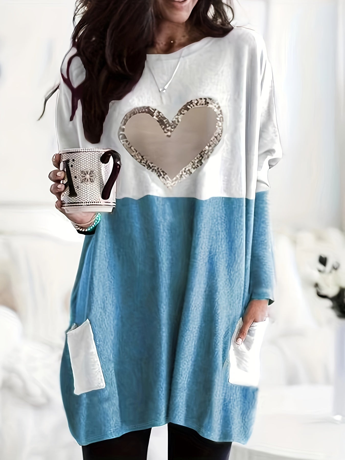 تي شيرت نسائي بأكمام طويلة بتصميم مميز وخامات مريحة Fashint
